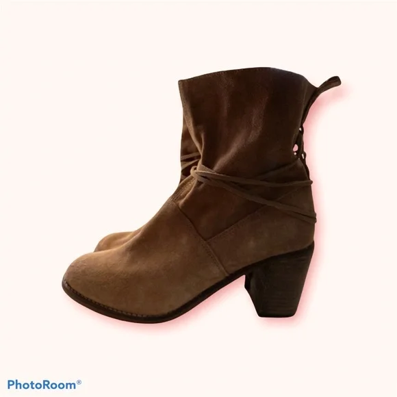 Toms Mila Boot, Toffee Suede - Picture 7 of 8